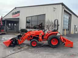 Kubota L3902HST Tractor