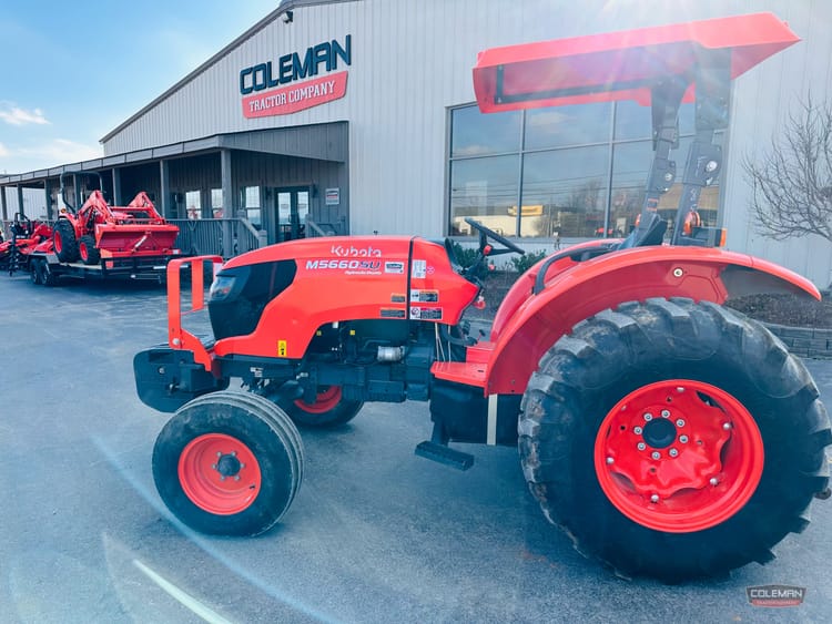 Kubota M5660 Tractor