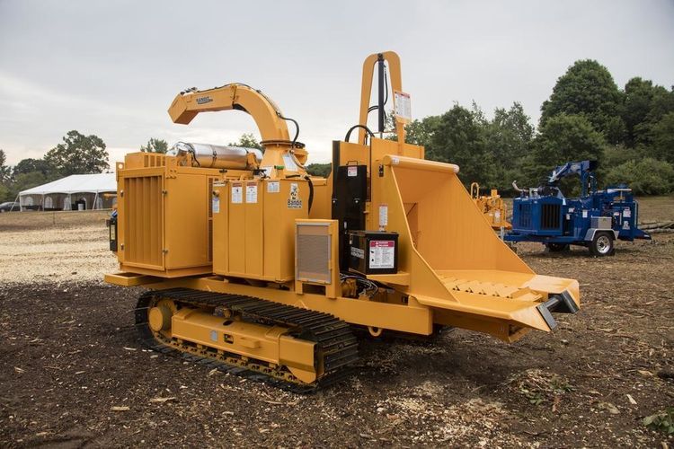 Bandit 12XPC Hand-Fed Wood Chipper